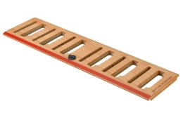 Portautensili in legno