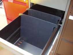 Divisorio in plastica FLS
