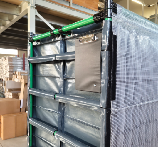Carrello logistico con inserti tessili