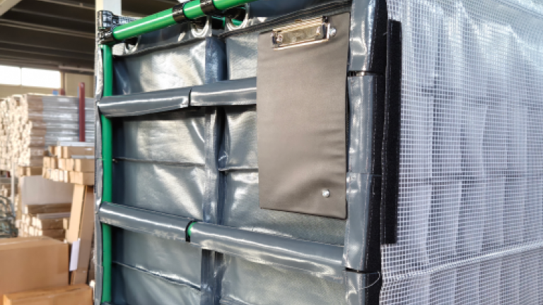 Carrello logistico con inserti tessili